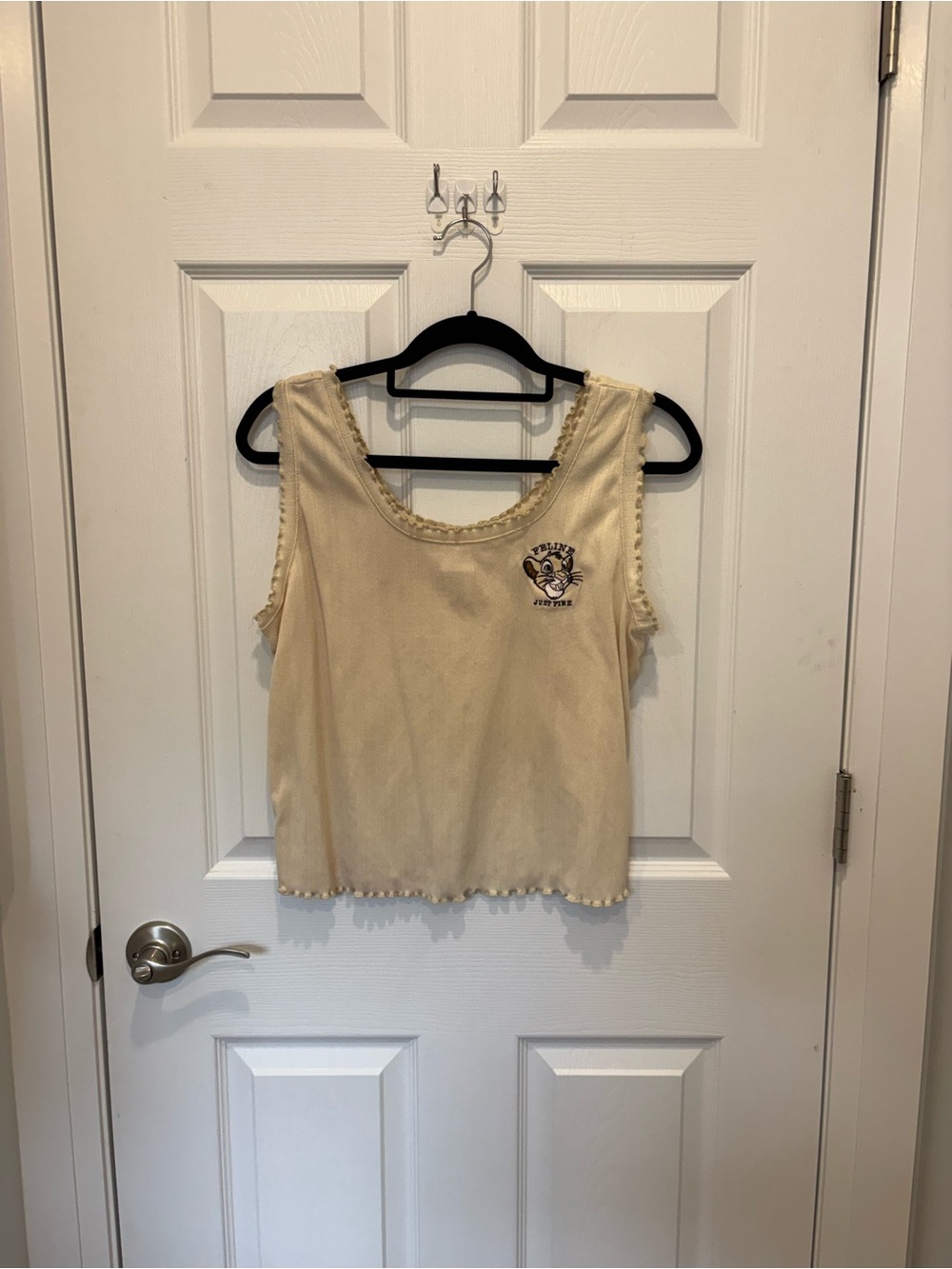 Vintage Lion King Women's Cream Cropped Tank Top with Embroidered Logo #1252